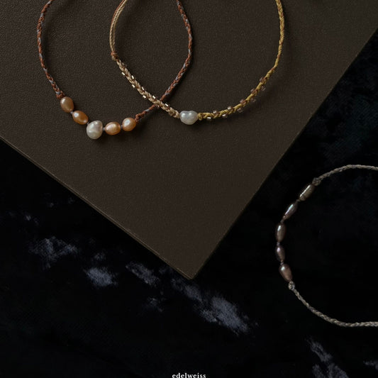 Handwoven Bracelet with Fresh Water Pearls 天然手工珍珠編繩